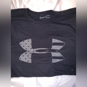 Men’s Under Armour tee